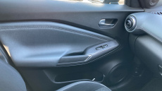 Nissan Juke 1.0 DiG-T 114 N-Connecta 5dr DCT Petrol Hatchback